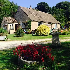 https://colgate-farm.cardiffhotelswales.com